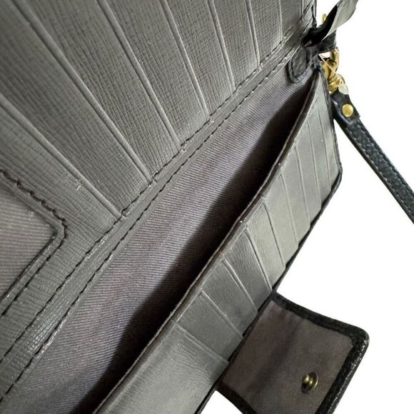 Fossil Issue No 1954 Genuine Black Leather Diamond Studded Wallet - Picture 13 of 14